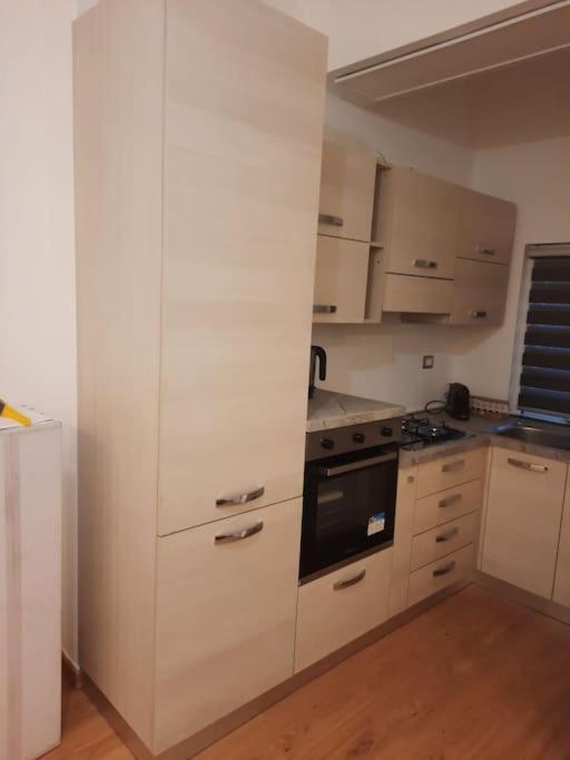 N&Ghomesweethome Raffaelloelegante Appartamento Ideale Casa Vacanze Affari Milan Bagian luar foto