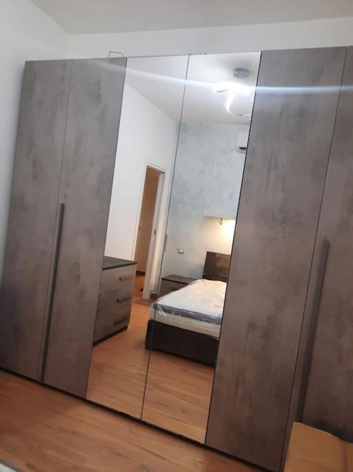 N&Ghomesweethome Raffaelloelegante Appartamento Ideale Casa Vacanze Affari Milan Bagian luar foto